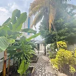 Cerca al centro, wifi 500mbs, privado para 3 personas