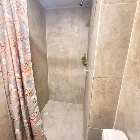 Apartamento Cerca Al Centro, Wifi 500mbs, Privado 3 Personas *