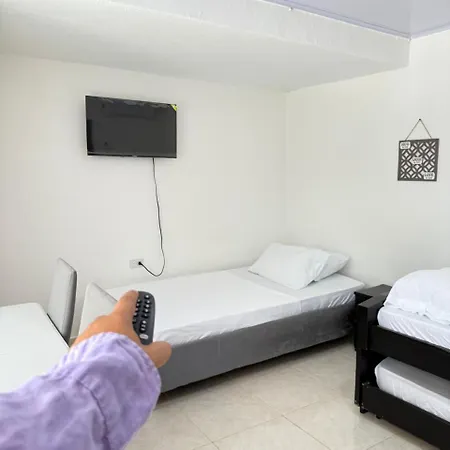Apartamento Cerca Al Centro, Wifi 500mbs, Privado 3 Personas Cartagena
