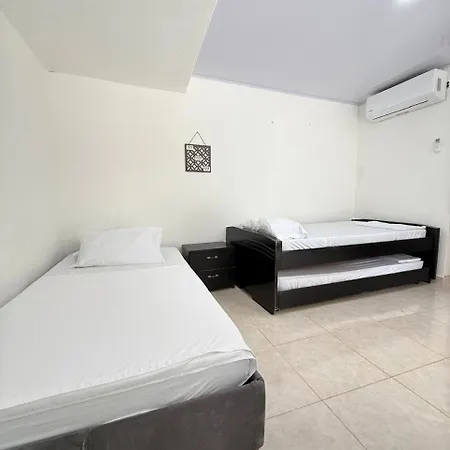 Apartamento Cerca Al Centro, Wifi 500mbs, Privado 3 Personas Cartagena